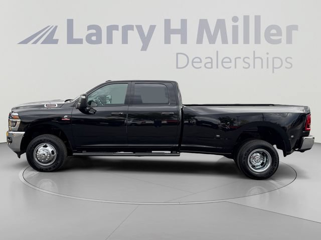 New 2027 RAM 3500 Tradesman AWD/4WD image 2