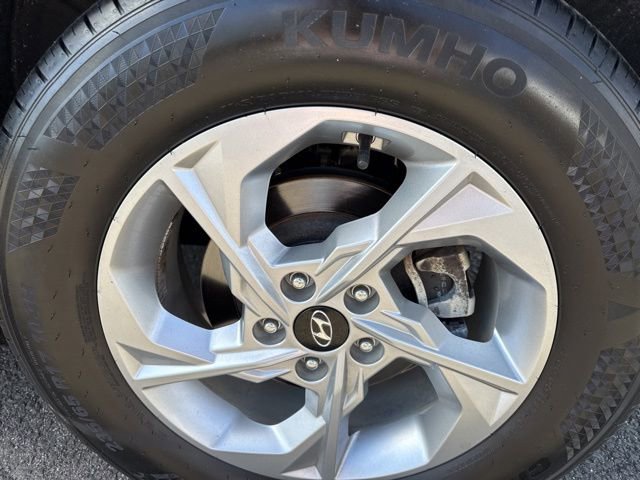 Used 2023 Hyundai Tucson SE image 13