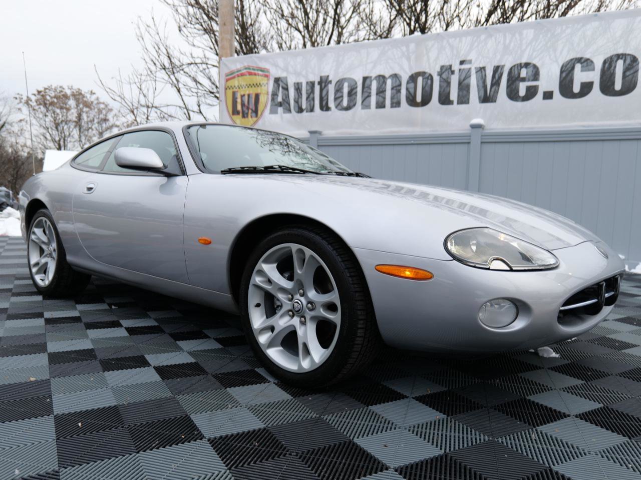 Used 2004 Jaguar XK8 Coupe image 88