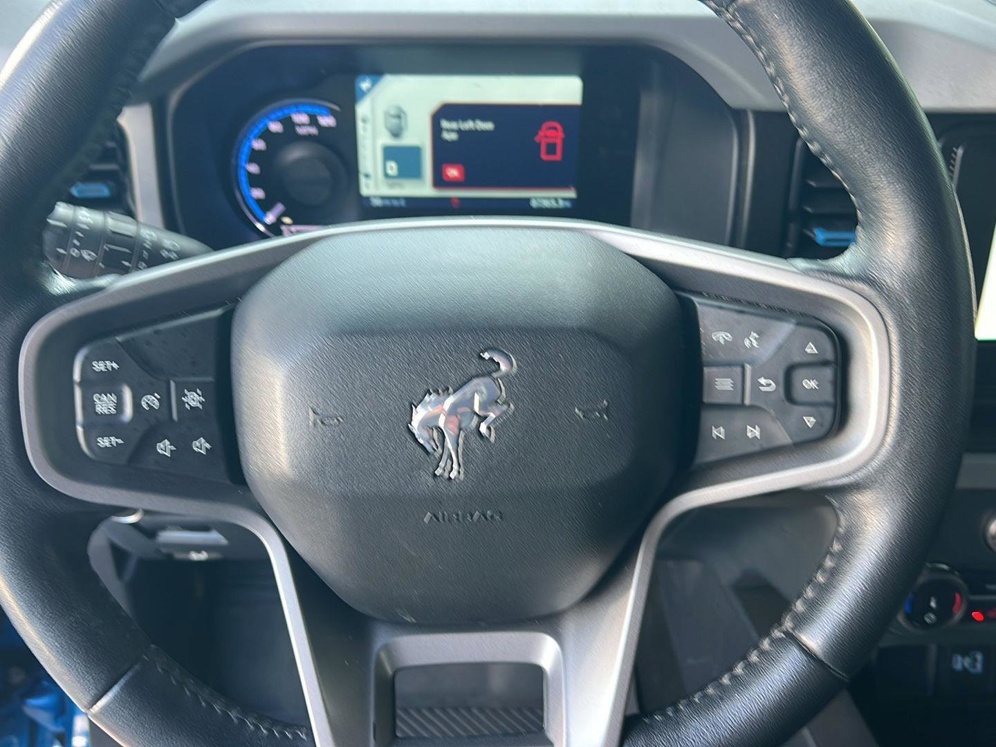 Used 2022 Ford Bronco Black Diamond w/ Sasquatch Package image 20