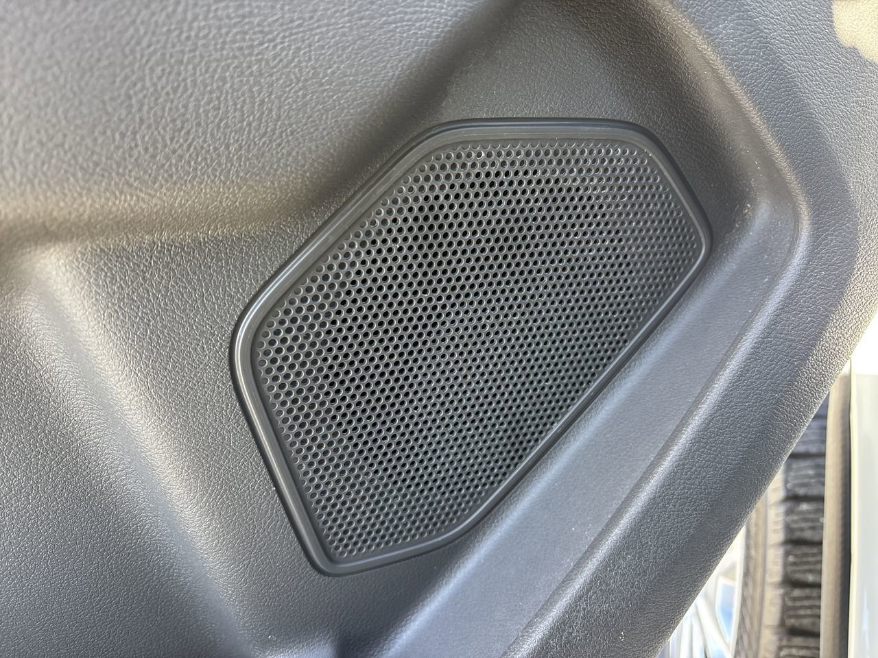 Used 2024 Ford Transit 250 Low Roof w/ Exterior Upgrade Package image 17