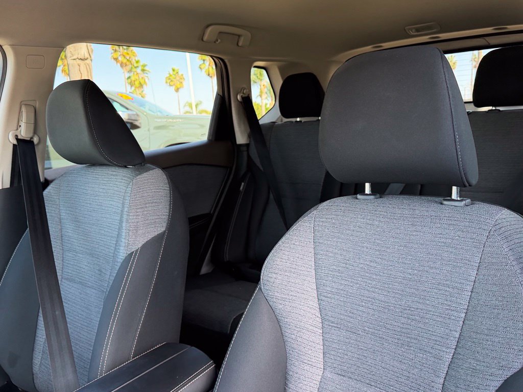 Certified 2023 Nissan Rogue SV FWD image 12