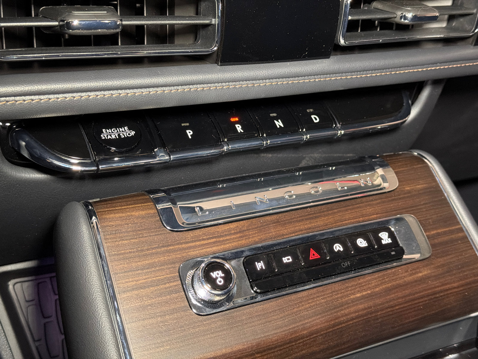 New 2027 Lincoln Aviator Reserve AWD/4WD image 29