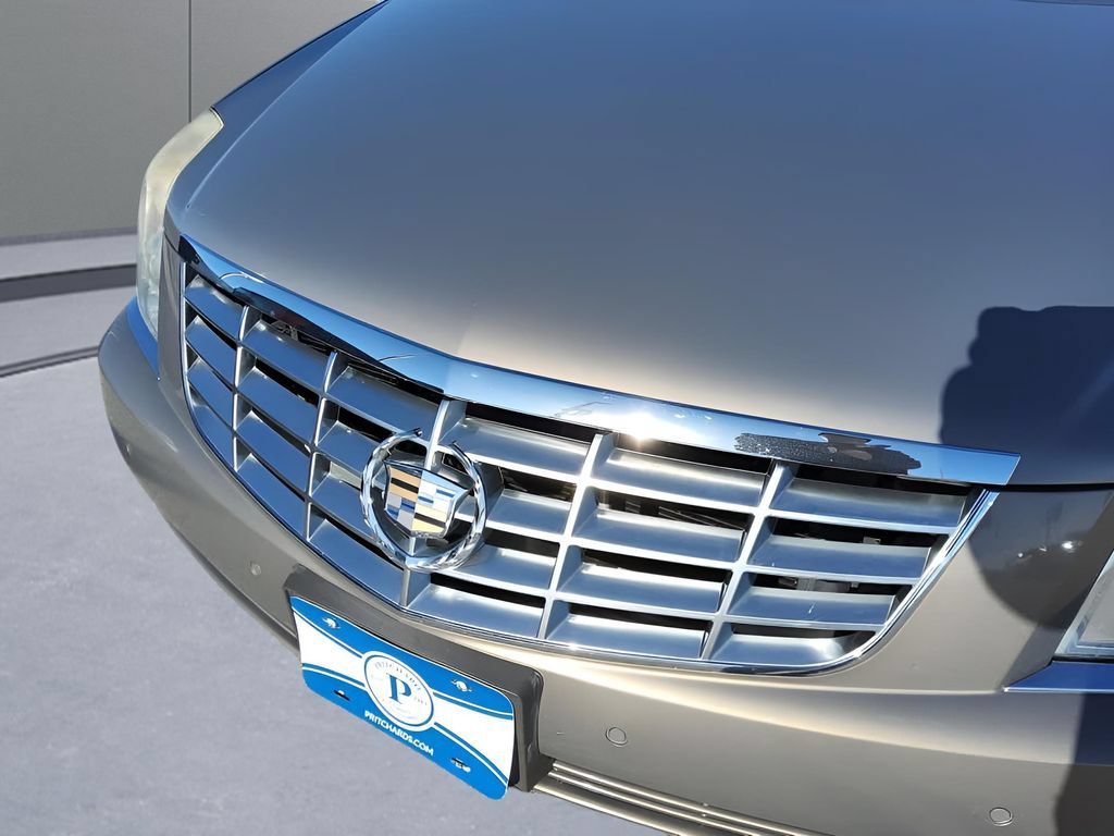 Used 2007 Cadillac DTS Luxury I w/ Sun And Sound Package FWD image 41