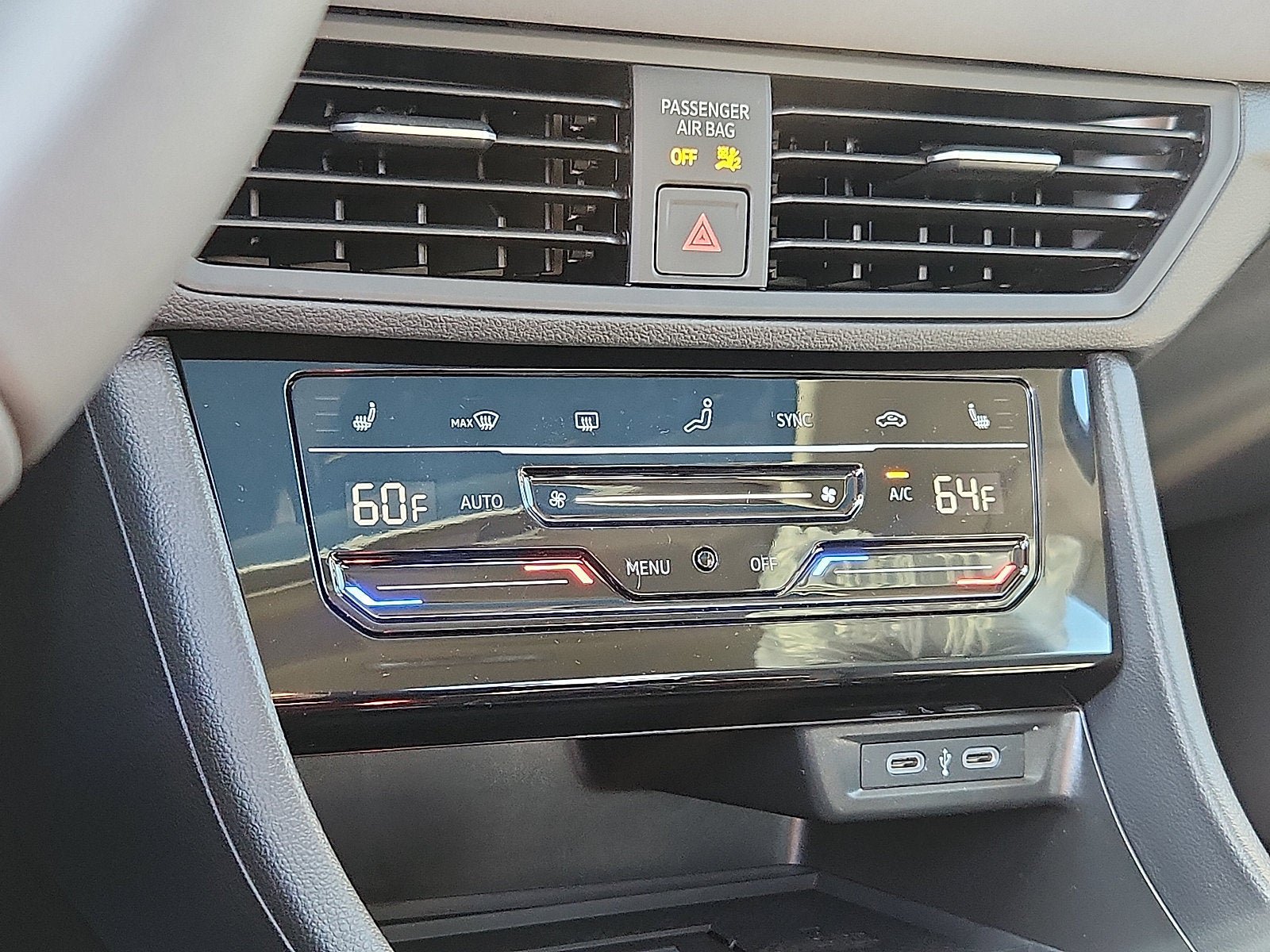 New 2027 Volkswagen Jetta SE FWD image 14
