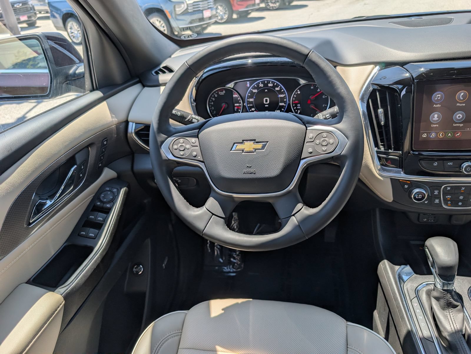 Used 2023 Chevrolet Traverse Premier AWD/4WD image 21