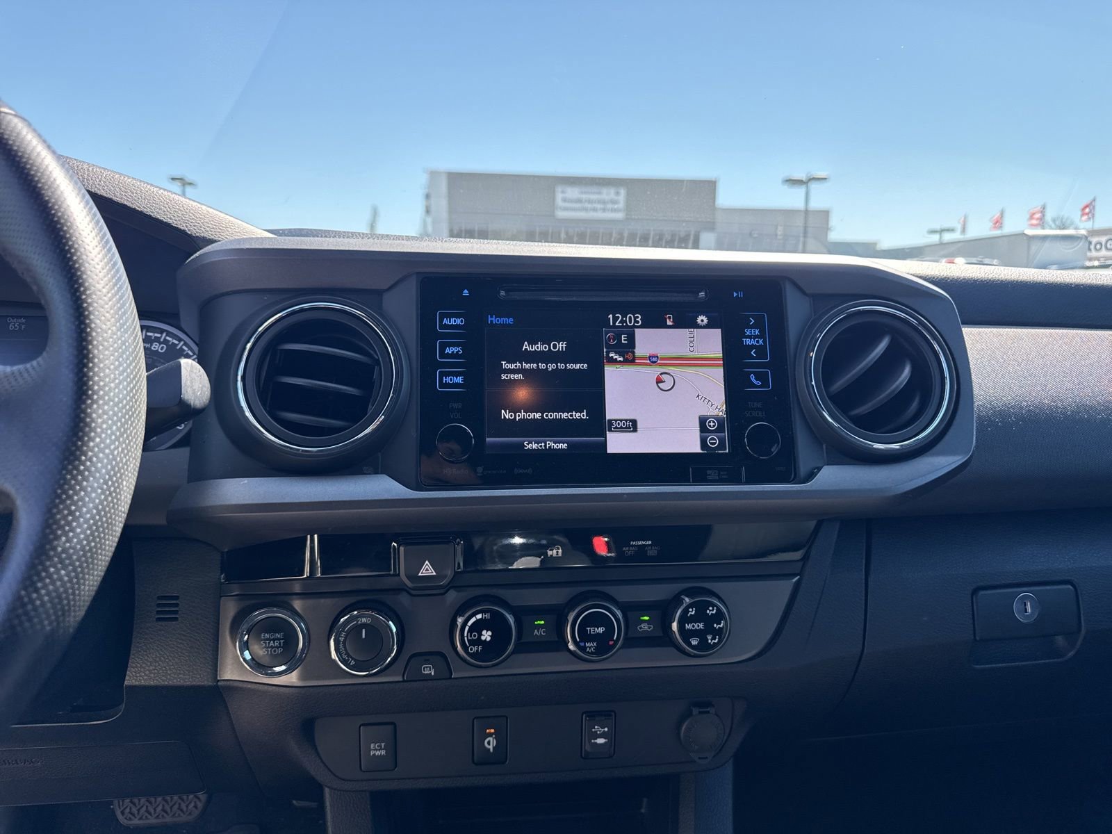 Used 2017 Toyota Tacoma TRD Sport w/ Tow Package (A/T) image 20