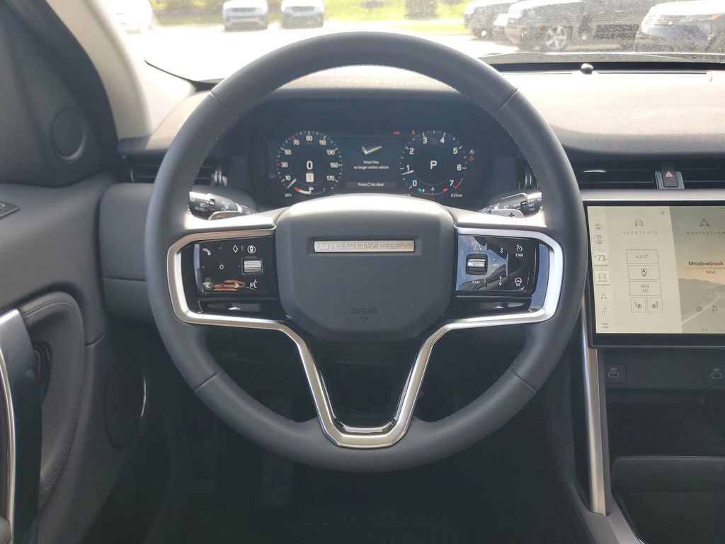 Used 2025 Land Rover Discovery Sport S image 33