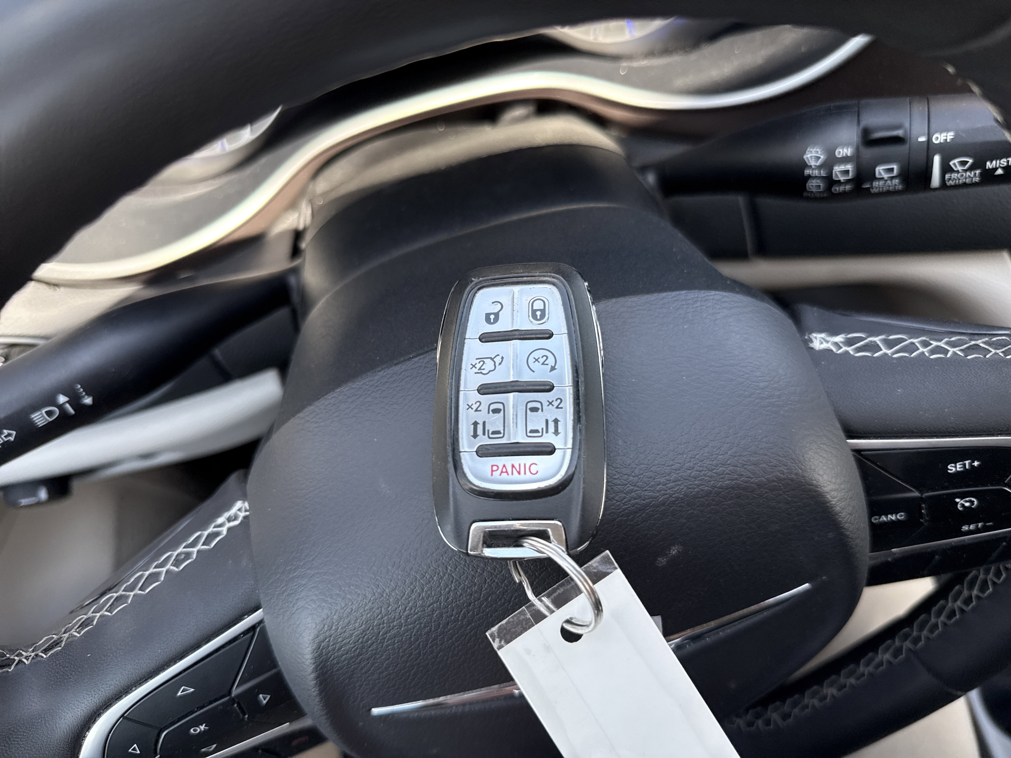 Used 2023 Chrysler Voyager LX FWD image 23