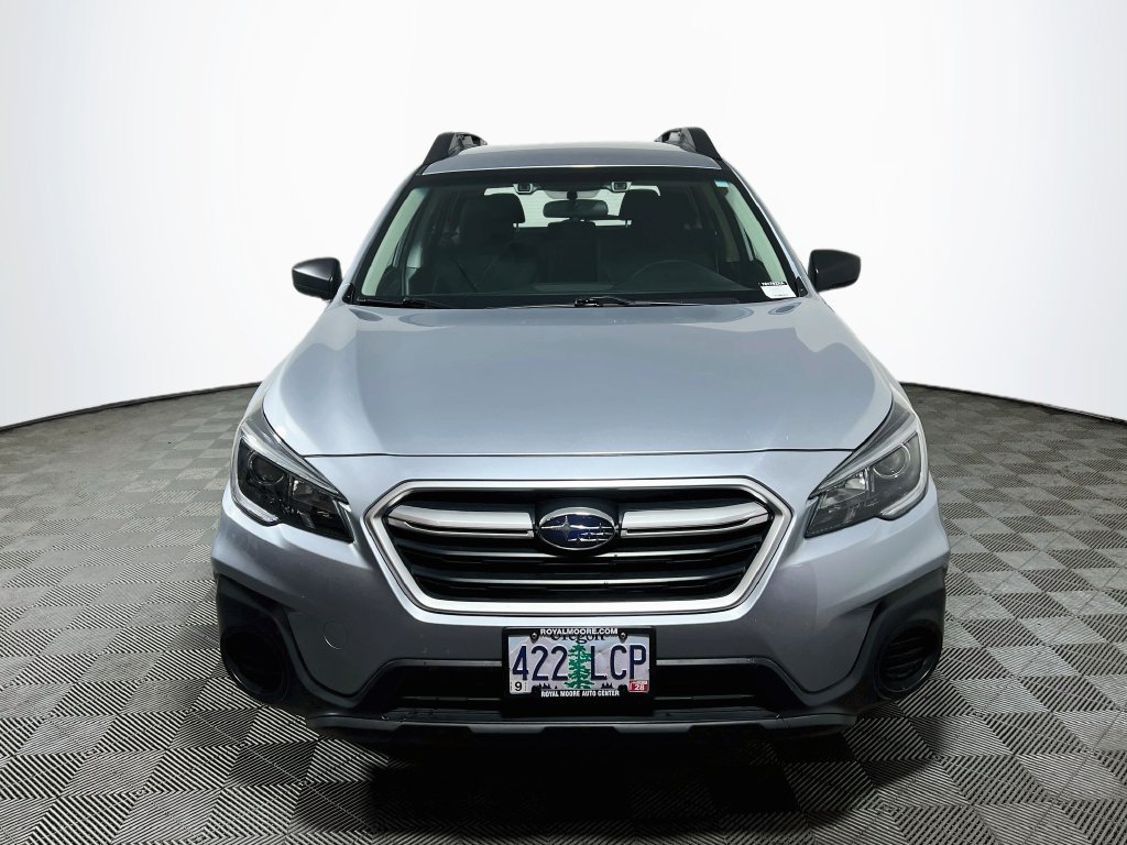 Used 2019 Subaru Outback 2.5i AWD/4WD image 2