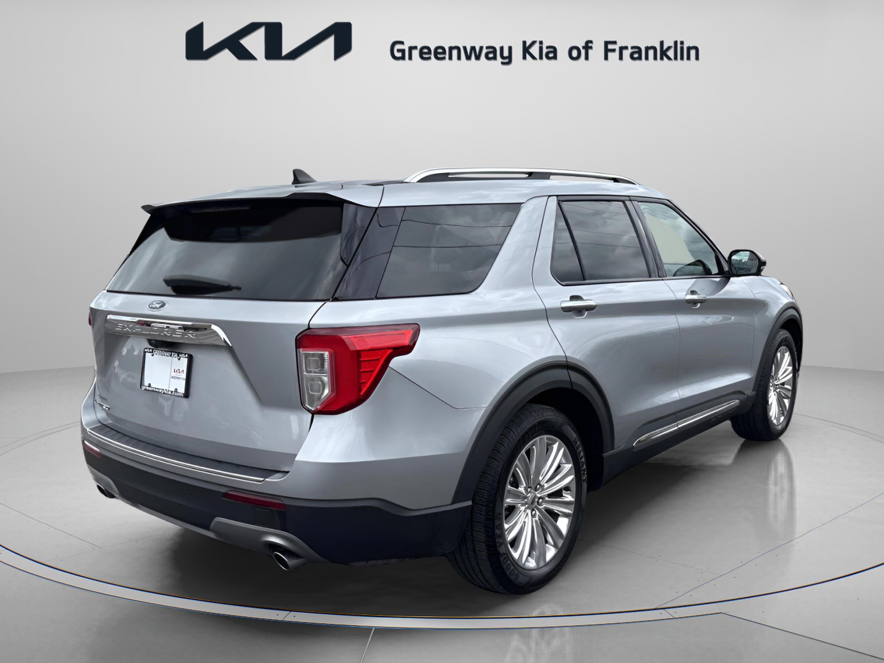 Used 2021 Ford Explorer Limited w/ Equipment Group 301A RWD image 7