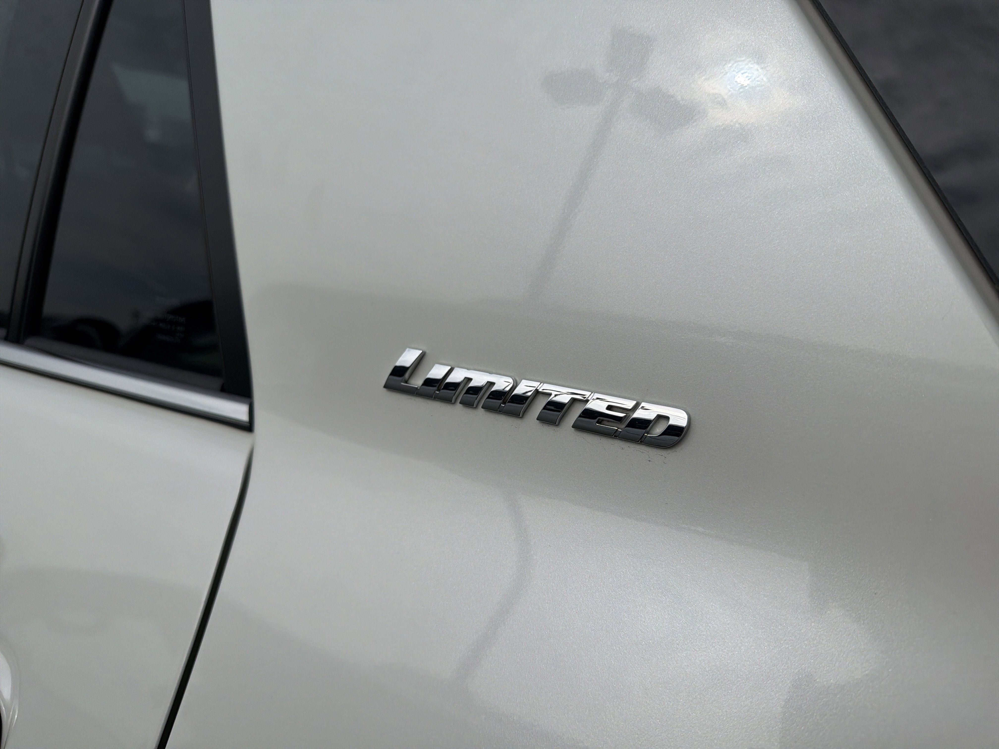 Used 2023 Toyota 4Runner Limited AWD/4WD image 8