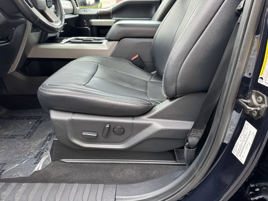 Used 2022 Ford F250 Lariat w/ Lariat Ultimate Package AWD/4WD image 18