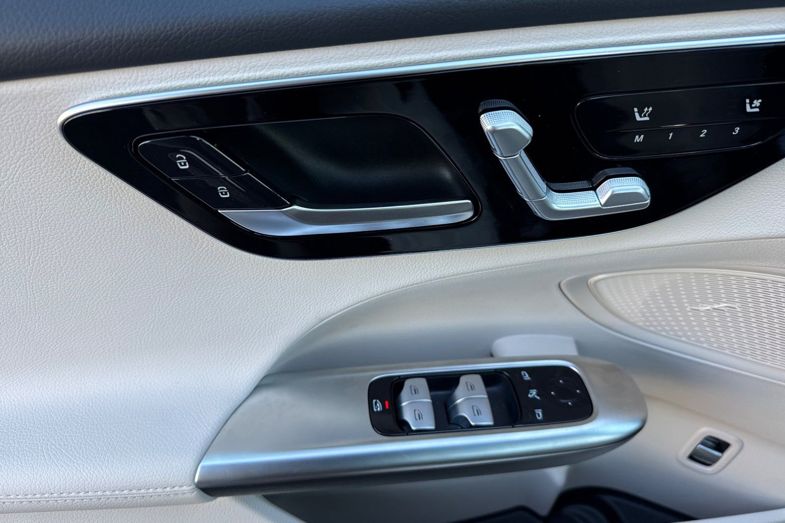 New 2026 Mercedes-Benz C 300 Sedan image 23