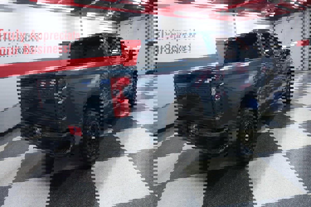 Used 2024 Chevrolet Silverado 1500 W/T image 7