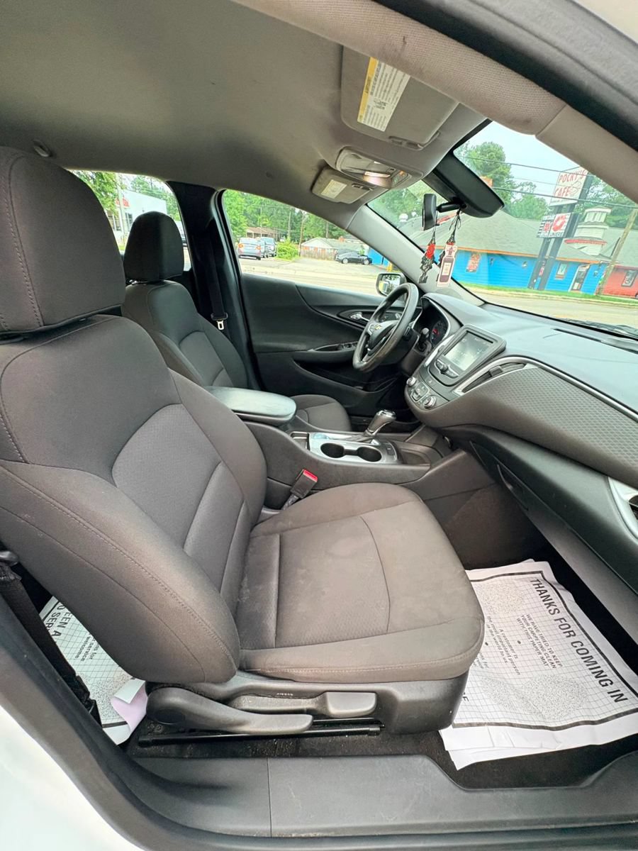 Used 2018 Chevrolet Malibu LS FWD image 11
