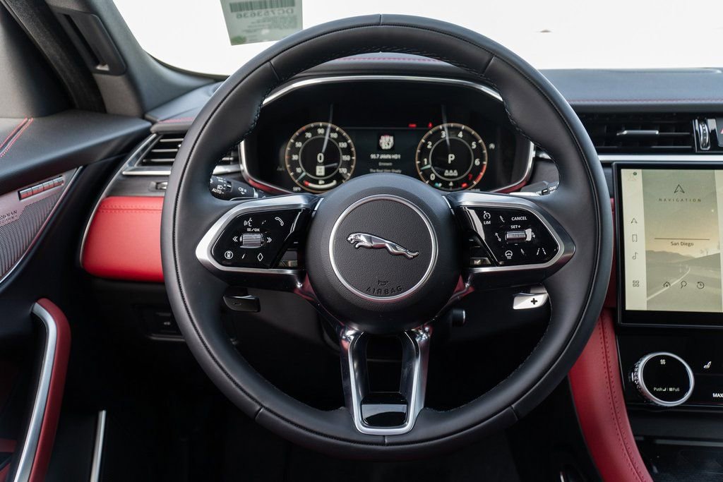 Used 2025 Jaguar F-PACE R-Dynamic S AWD/4WD image 12