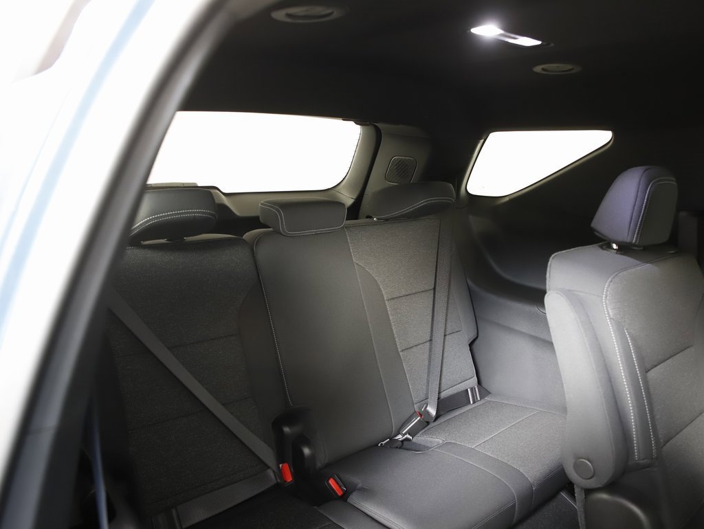 New 2026 Chevrolet Traverse LT image 10