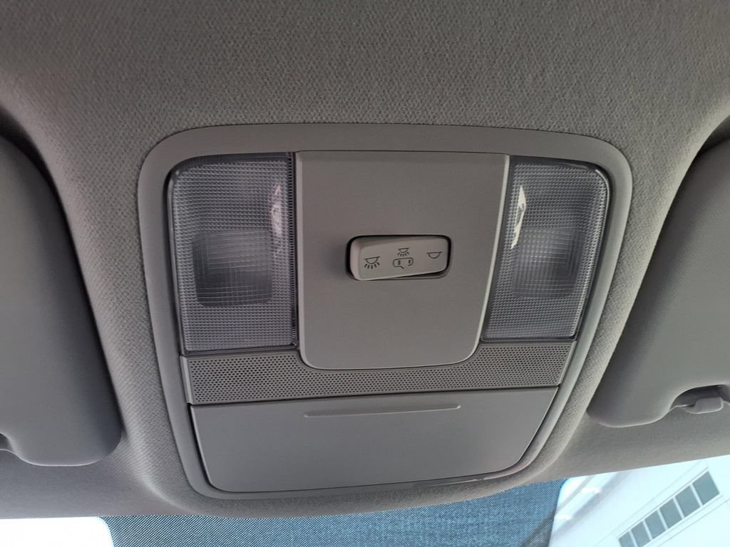 Used 2020 Kia Soul LX FWD image 28