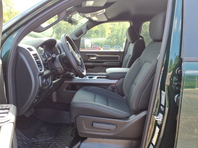 New 2026 RAM 1500 Big Horn w/ Night Edition AWD/4WD image 13