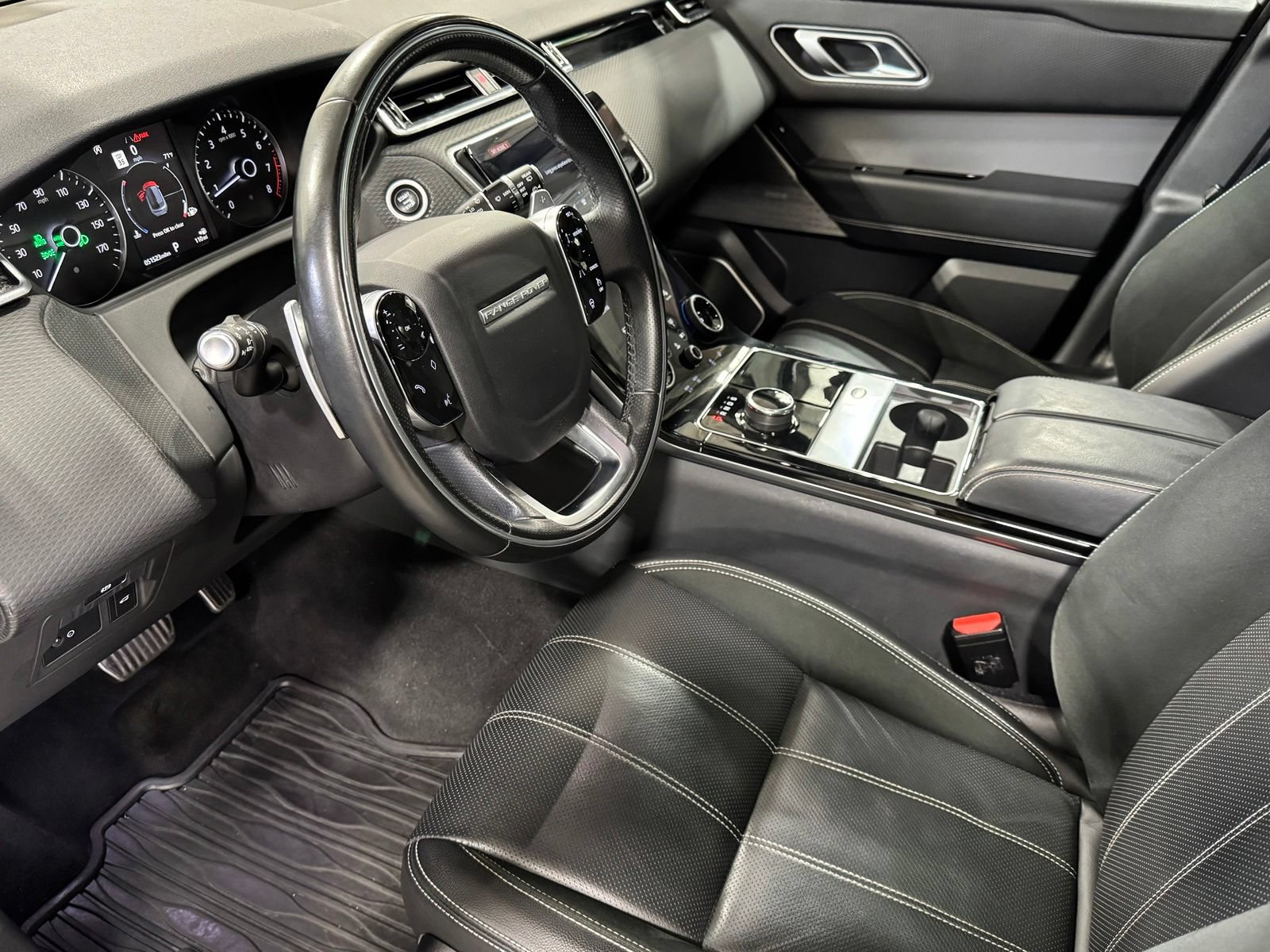 Used 2020 Land Rover Range Rover Velar R-Dynamic S AWD/4WD image 16