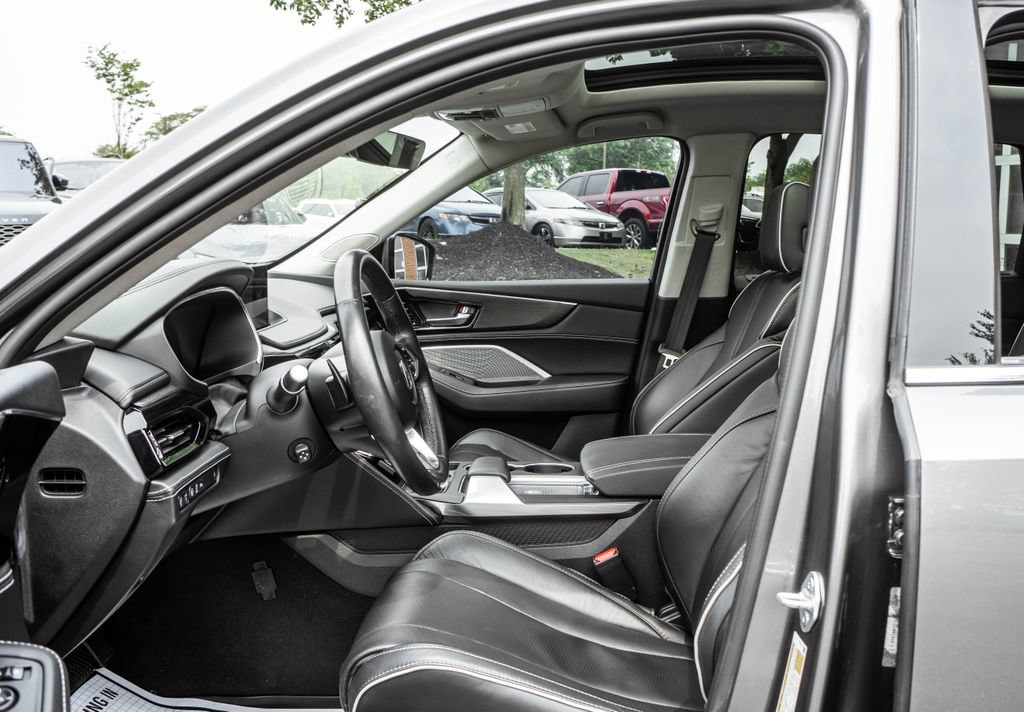 Used 2023 Acura MDX w/ Advance Package AWD/4WD image 25