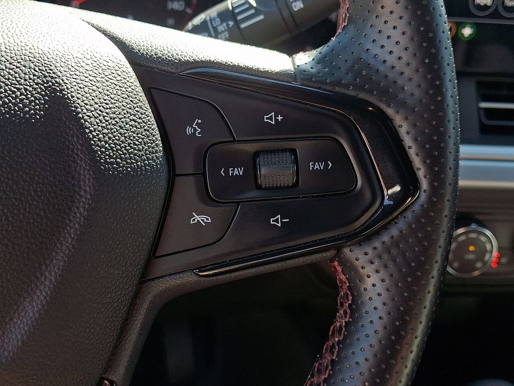 Certified 2024 Chevrolet Trax RS w/ Driver Confidence Package FWD image 21