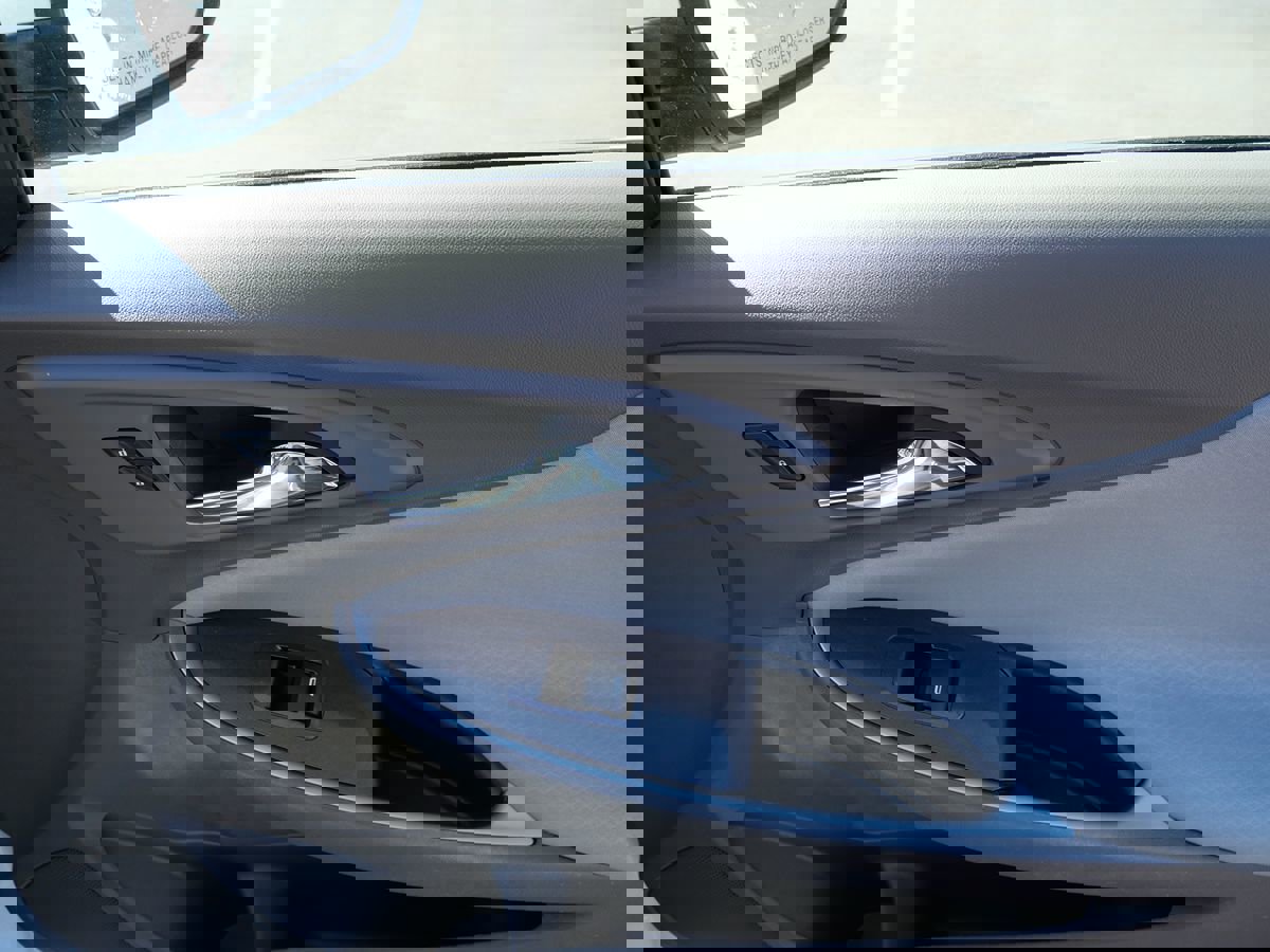 Used 2021 Chevrolet Malibu LS image 19