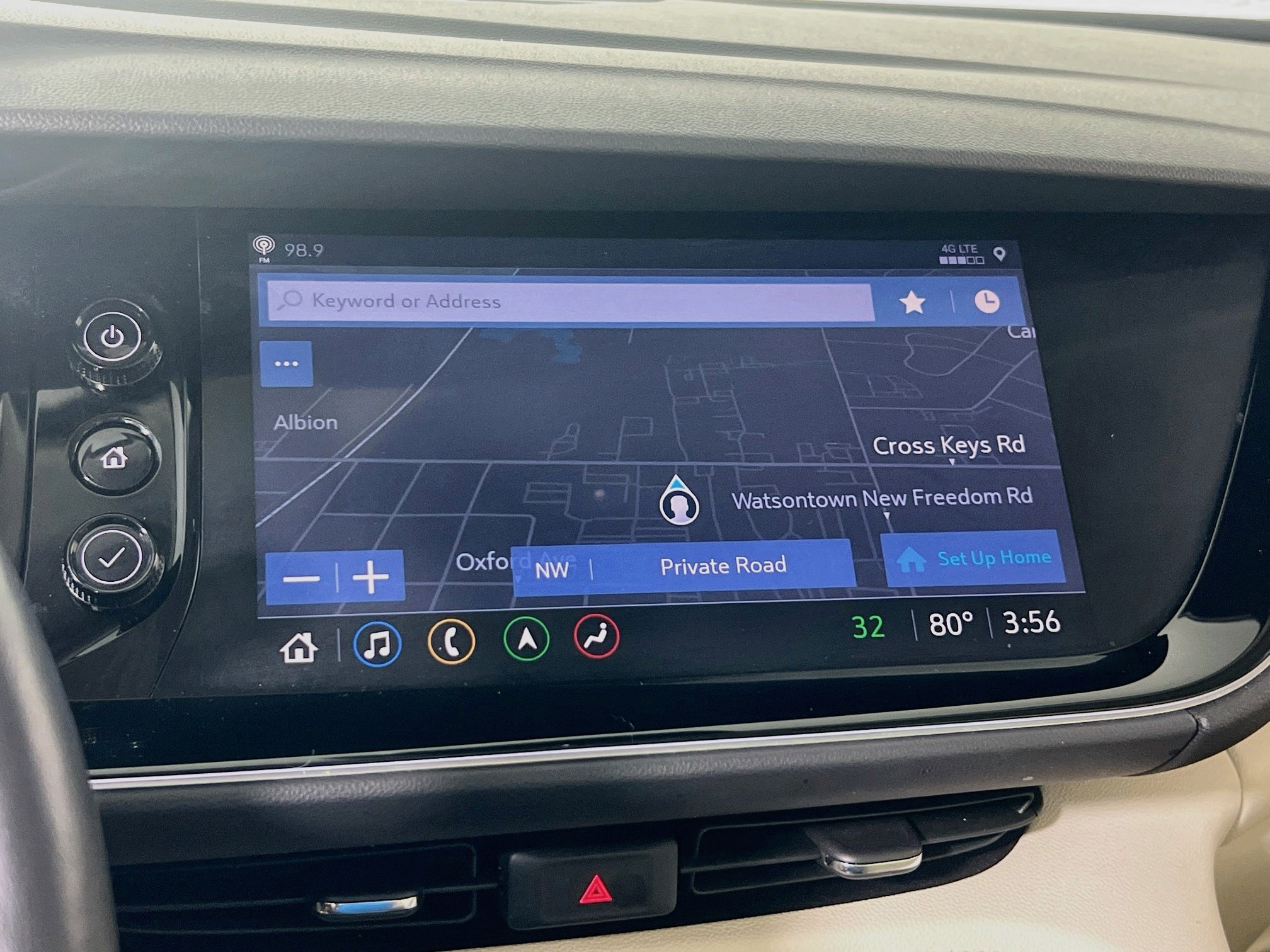 Used 2022 Buick Envision Avenir w/ Technology Package II FWD image 15