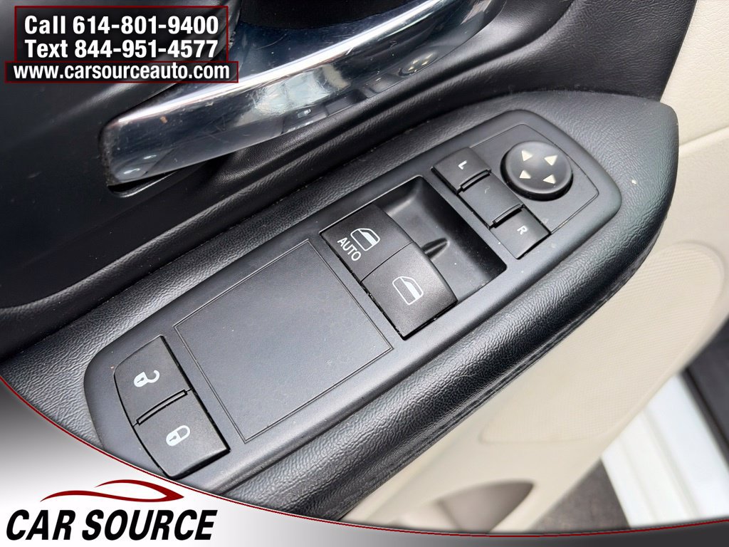 Used 2016 Dodge Grand Caravan SE w/ Quick Order Package 29E SE FWD image 17