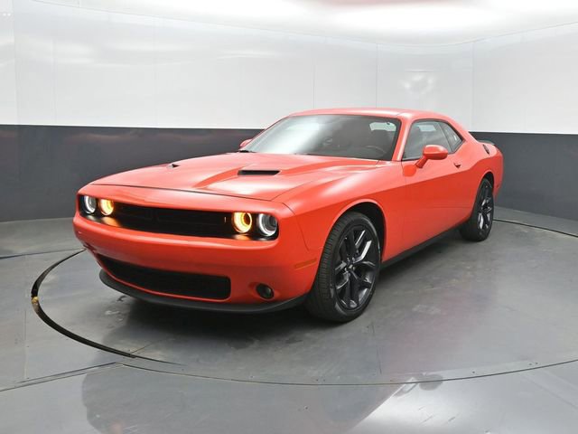 Used 2022 Dodge Challenger SXT w/ Blacktop Package RWD image 1