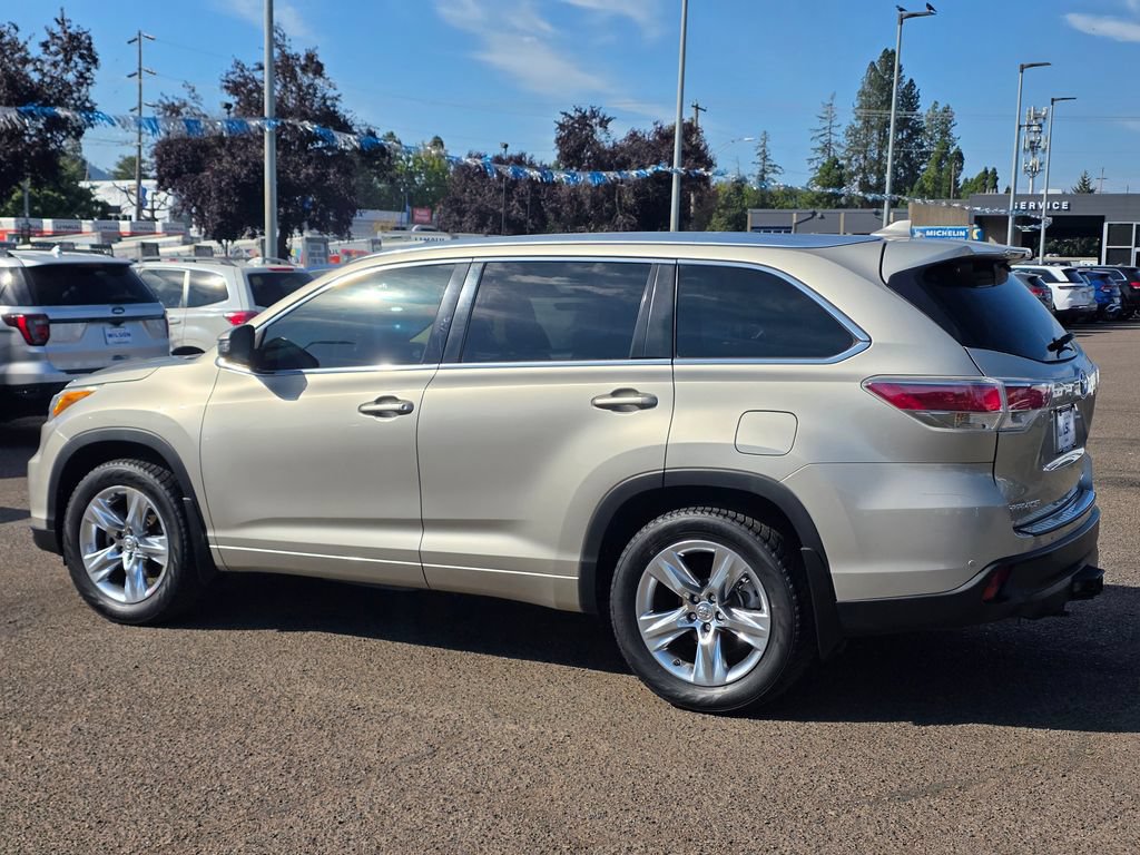 Used 2014 Toyota Highlander Limited AWD/4WD image 35