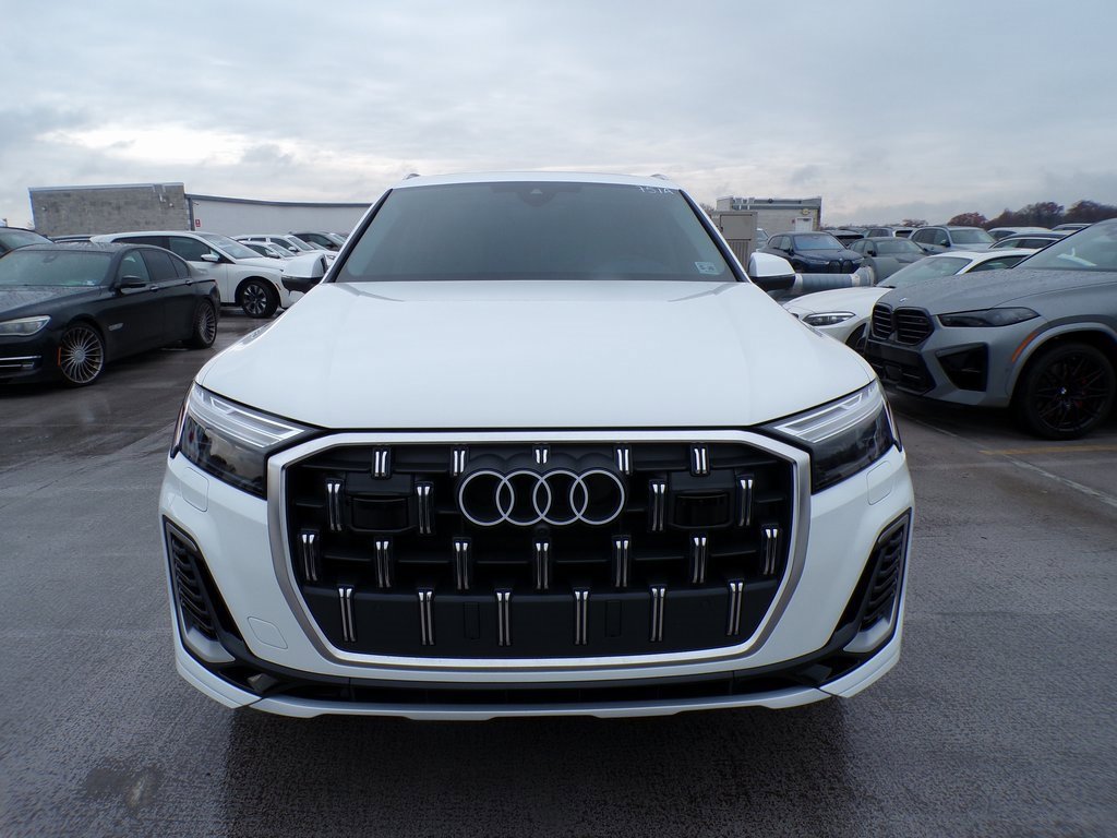 Used 2025 Audi Q7 3.0T Premium Plus image 2