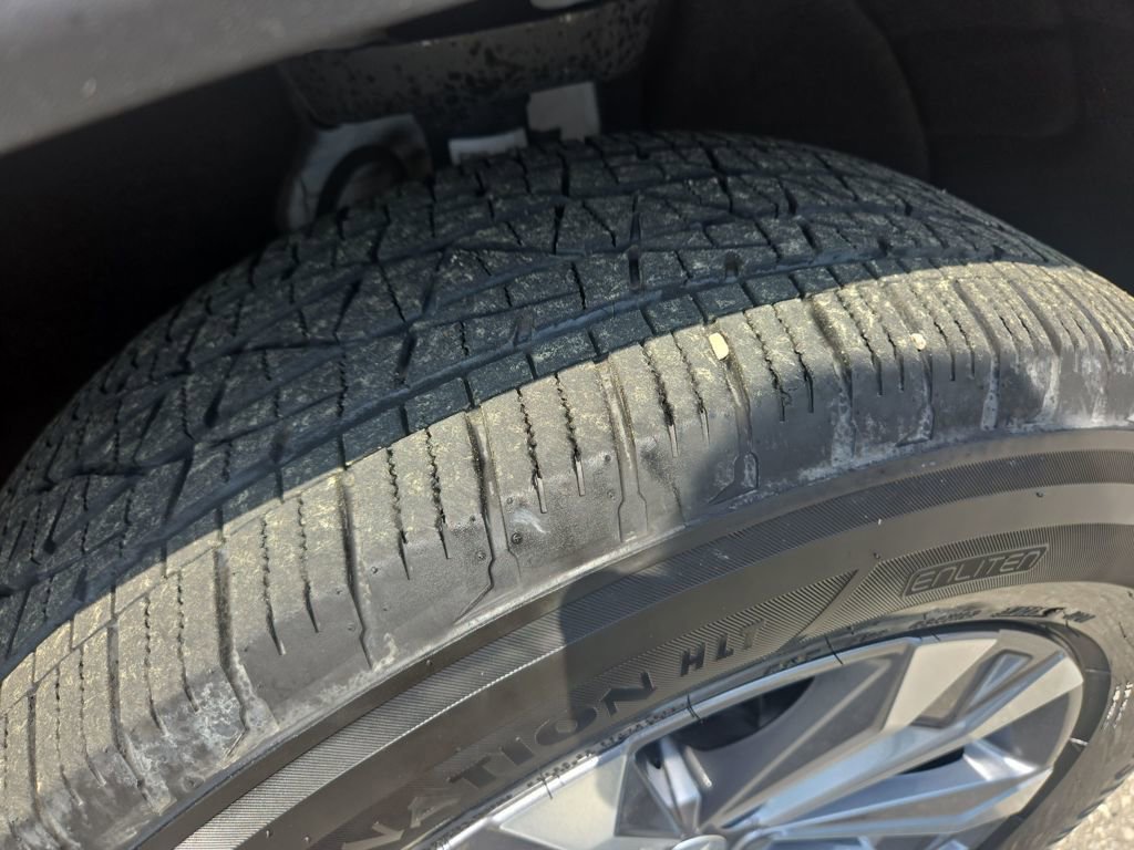 Used 2025 Chevrolet Equinox LT image 14