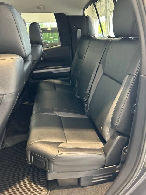 Used 2018 Toyota Tundra Limited w/ Limited Premium Package AWD/4WD image 17