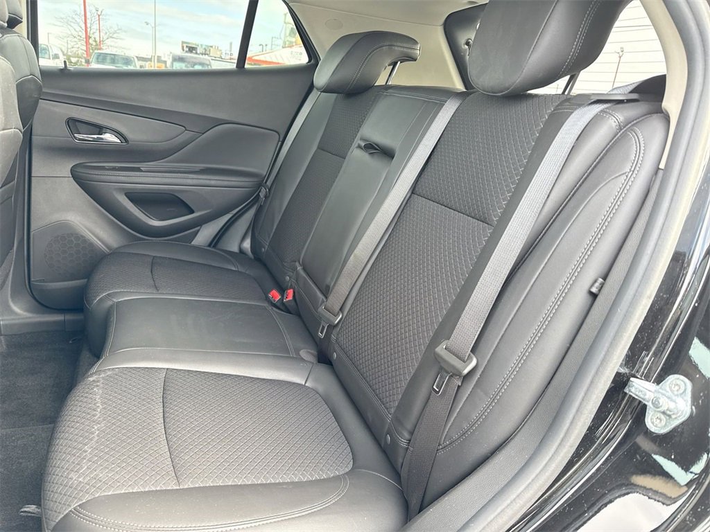 Used 2022 Buick Encore Preferred w/ Safety Package image 23