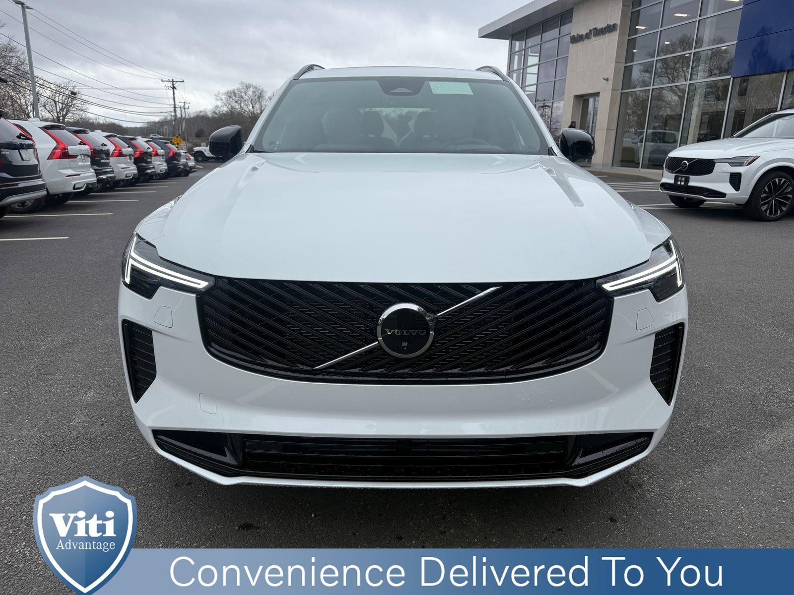 New 2026 Volvo XC90 T8 Ultra w/ Lounge Package image 3