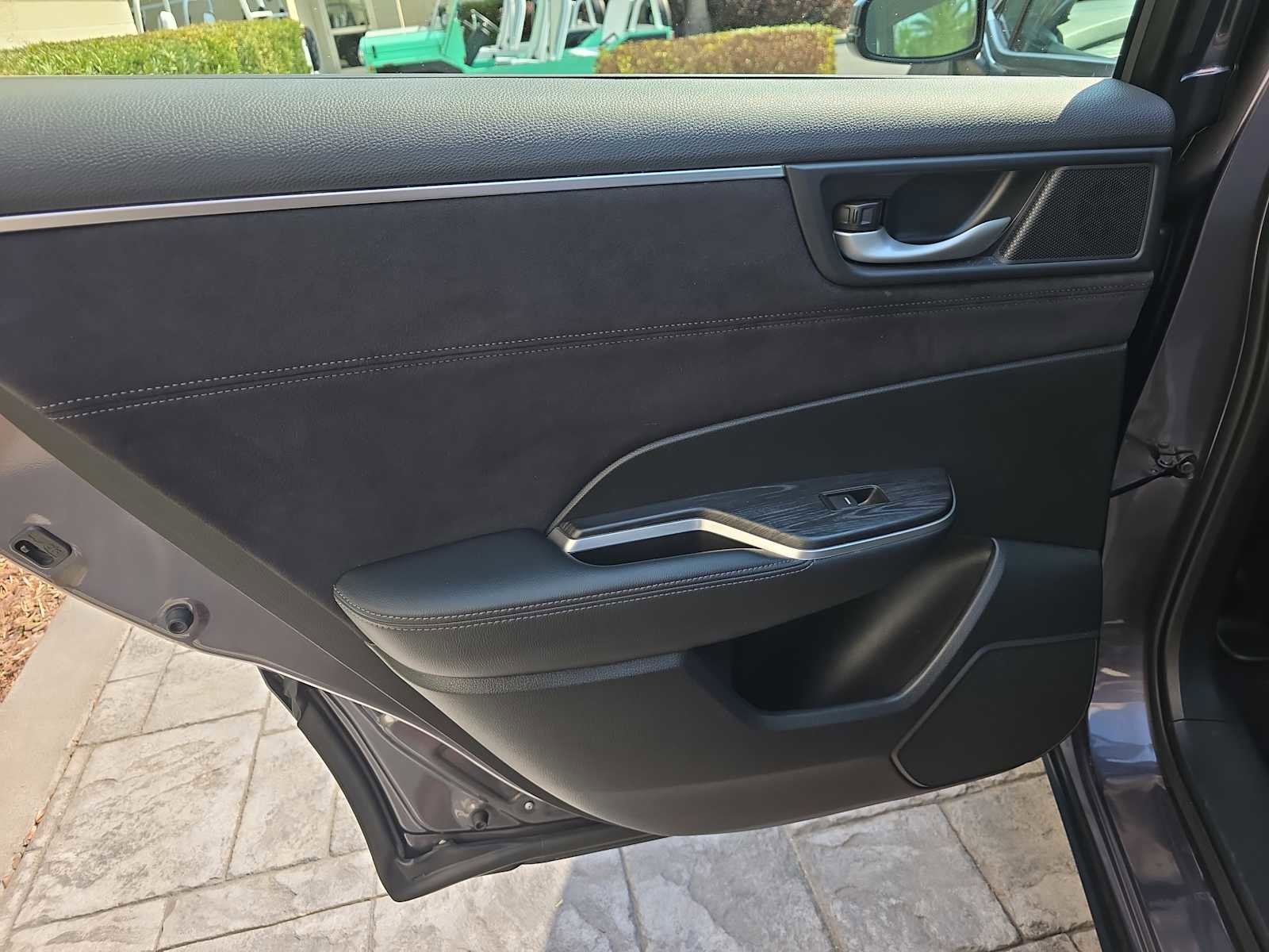 Used 2018 Honda Clarity Touring image 9