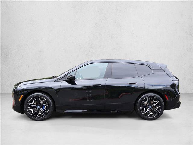 Used 2023 BMW iX xDrive50 w/ Sport Package AWD/4WD image 11