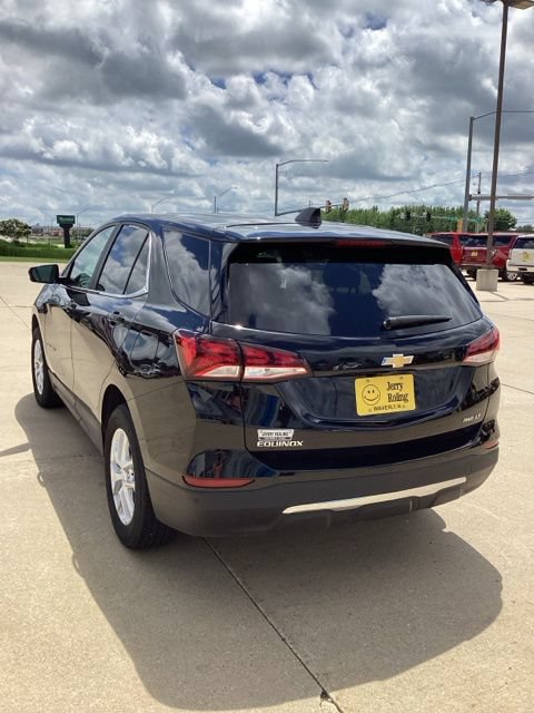 Used 2024 Chevrolet Equinox LT AWD/4WD image 4