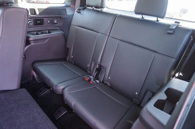 Used 2025 Hyundai Santa Fe Limited image 21