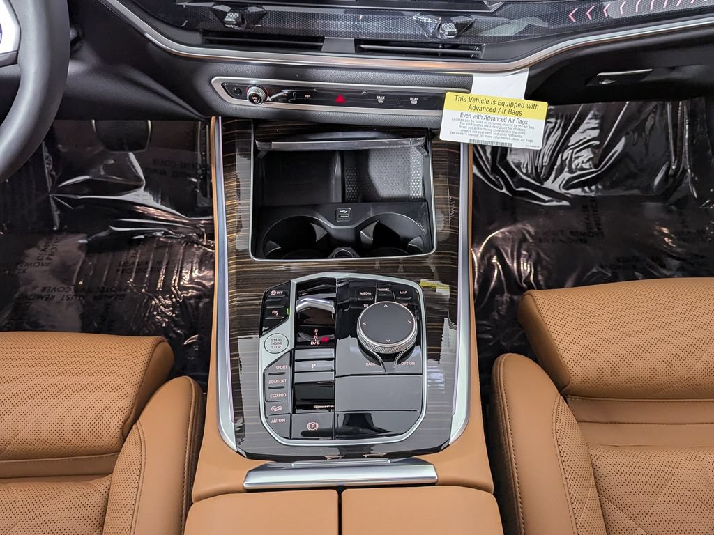 Used 2026 BMW X5 xDrive40i w/ M Sport Package AWD/4WD image 41