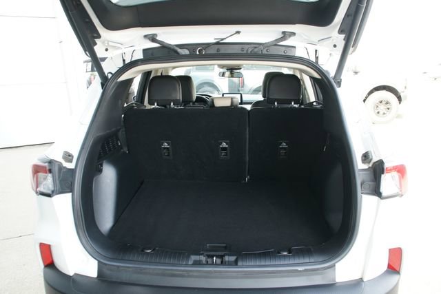 Used 2020 Ford Escape SEL image 30