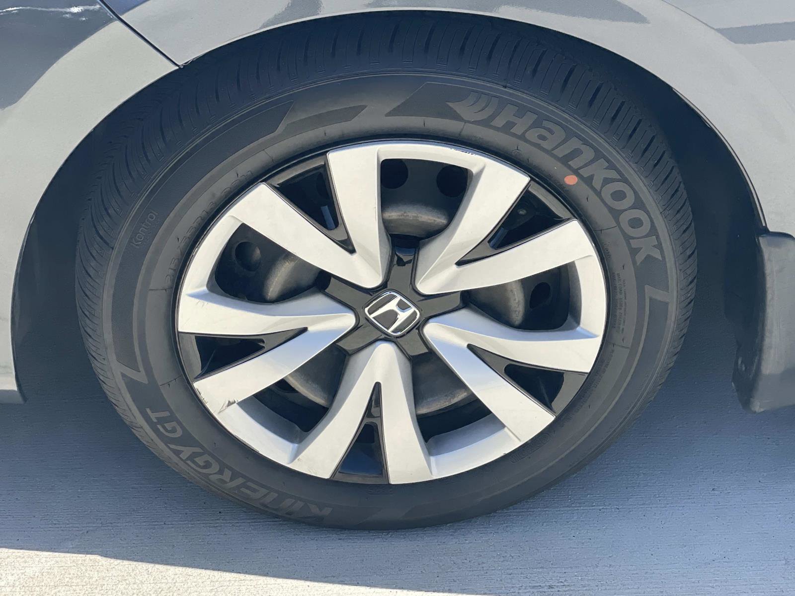 Certified 2023 Honda Civic LX image 30