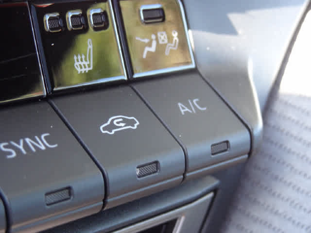 Used 2026 Toyota Camry SE w/ Convenience Package AWD/4WD image 18