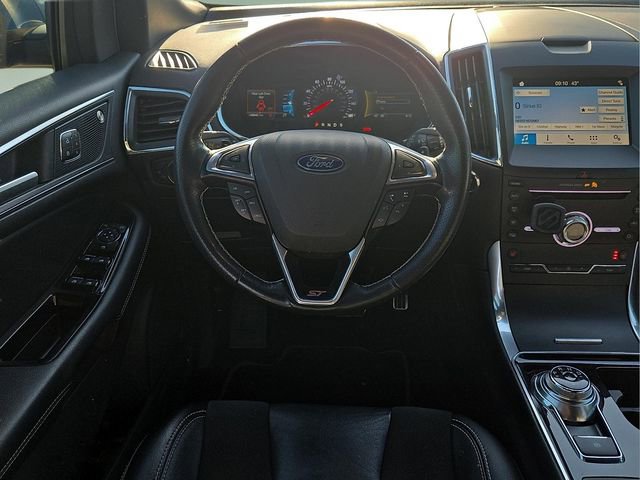 Used 2019 Ford Edge ST w/ Convenience Package image 14