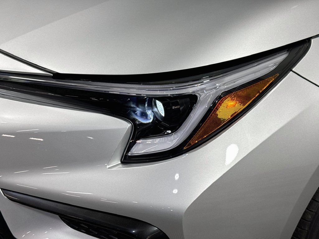 New 2026 Toyota Corolla SE FWD image 3