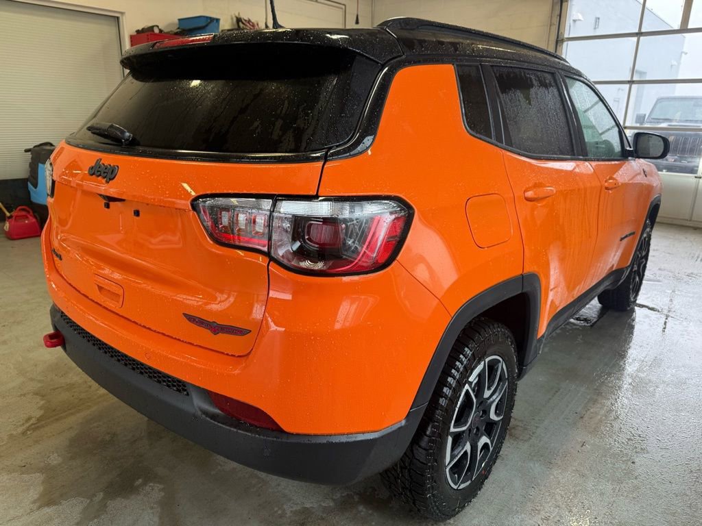 New 2026 Jeep Compass Trailhawk image 3