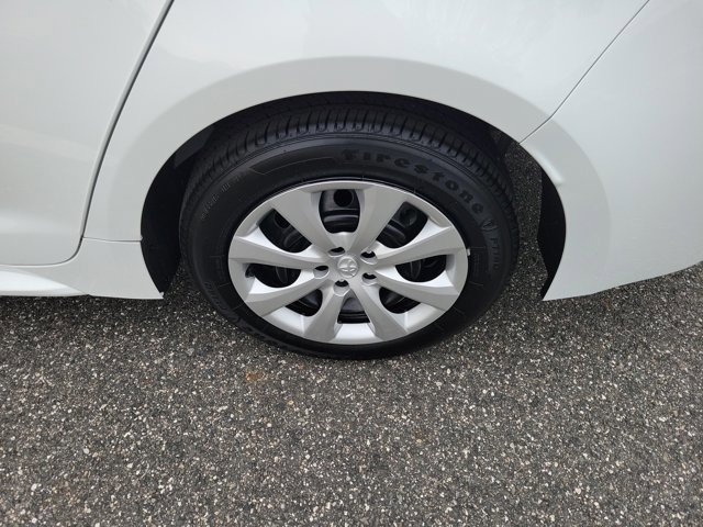 Used 2024 Toyota Corolla LE FWD image 6