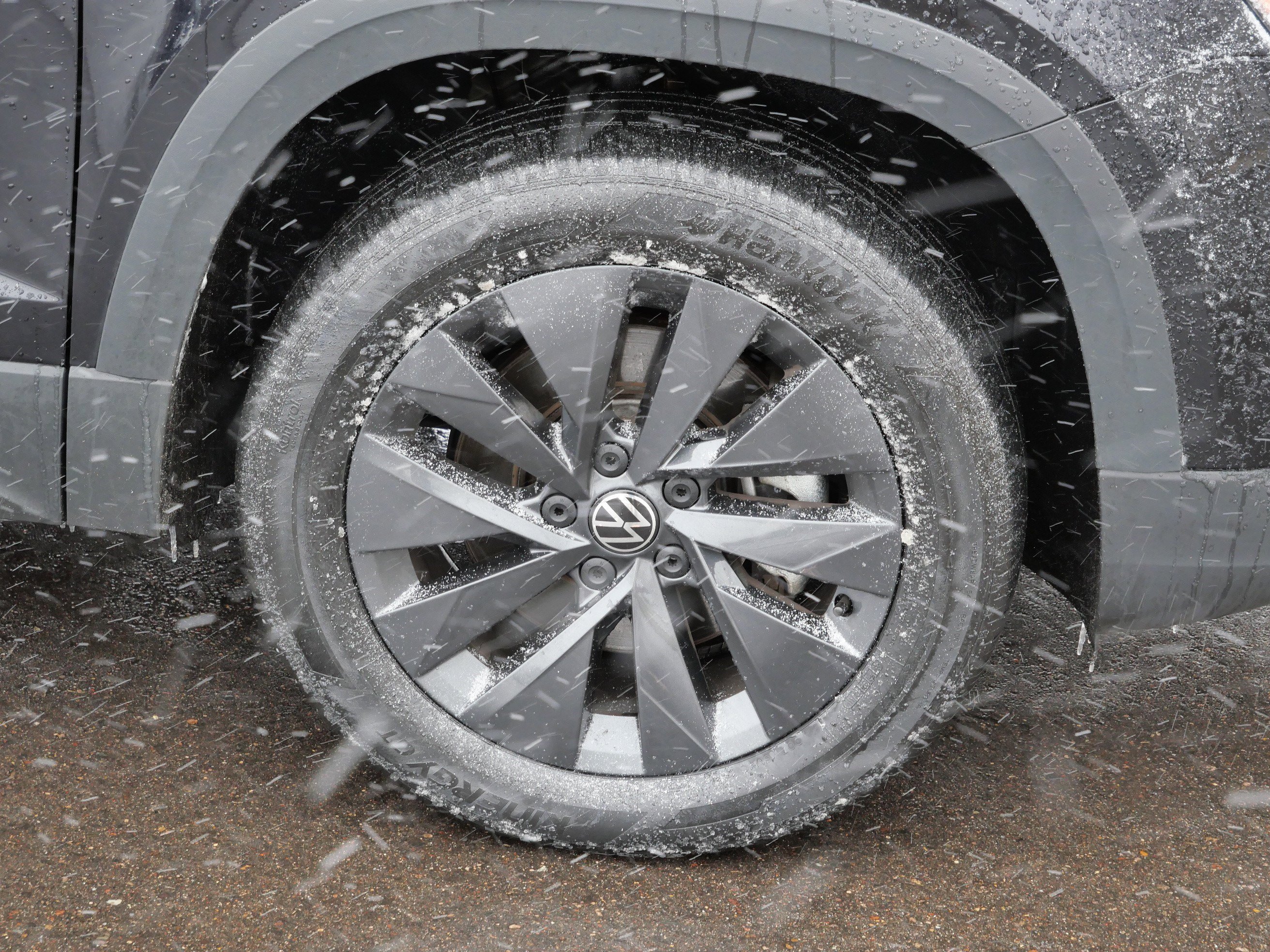 Certified 2022 Volkswagen Taos S image 15